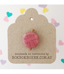 Crochet Lapel Pin - Pink
